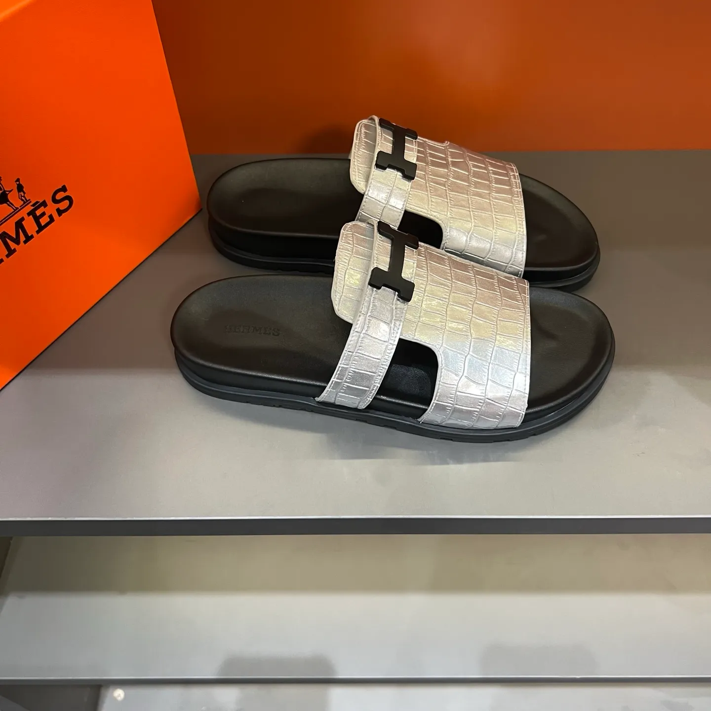 Men's shoes 💰300, size 38-45, the new 2014 summer Hermes shoes are the same as the original ones, handmade by masters! ❥High-end customization, exclusive products, the highest version in the industry⚠❥Using: Hermers upper: (pursuing top walking comfort) ✨Top quality on sale━━━━Hermes━━━━━